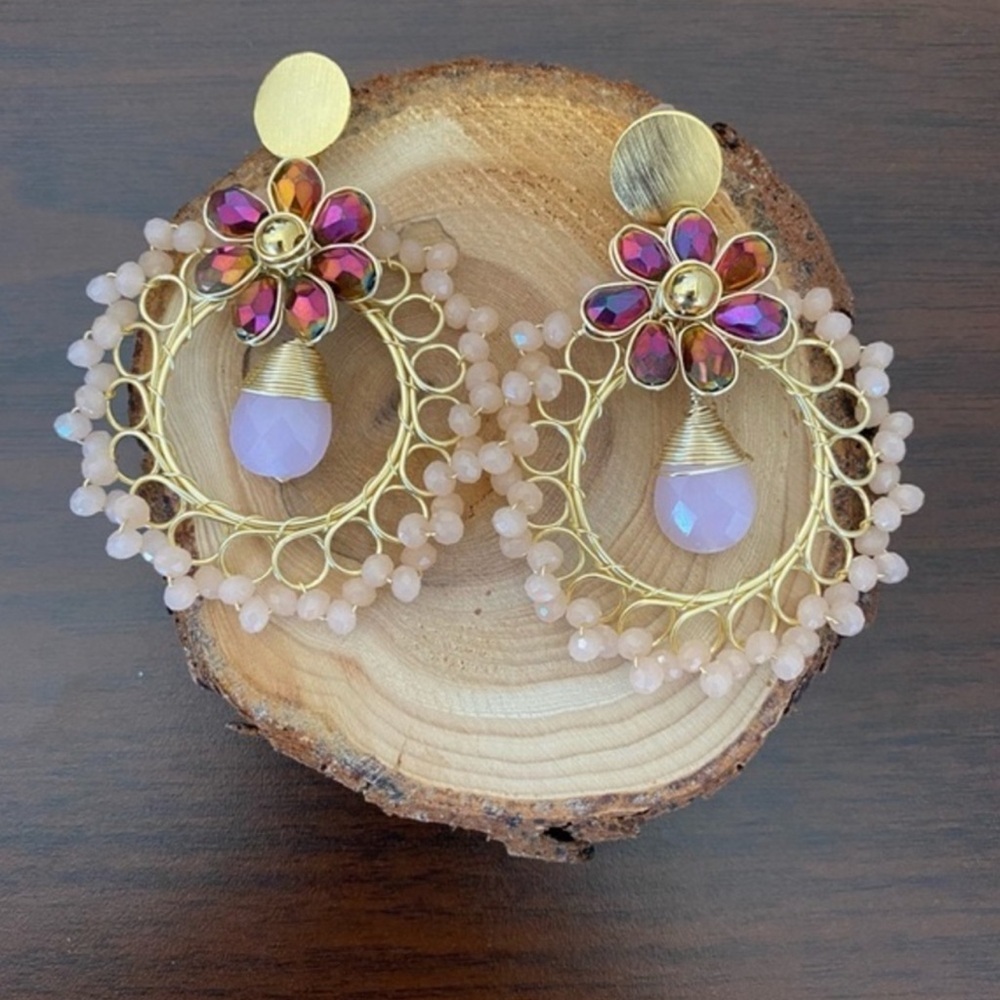 Stunning wire art and beads post earrings. Beautiful handmade wiring by artisans